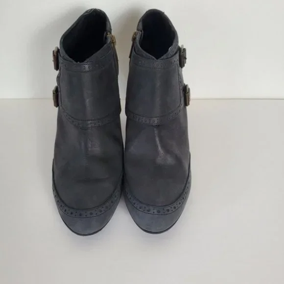 J. Crew charcoal grey leather heeled bootie - Picture 4 of 9